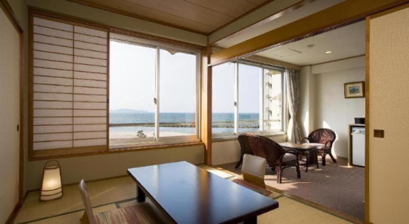 יונאגו Kaike Grand Hotel Tensui מראה חיצוני תמונה